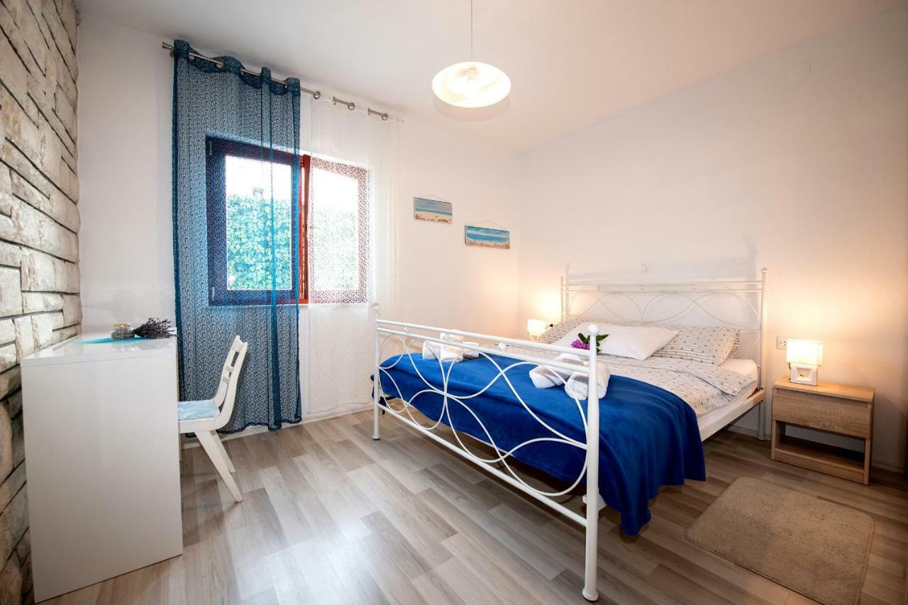 Mediteraneo Apartment *
